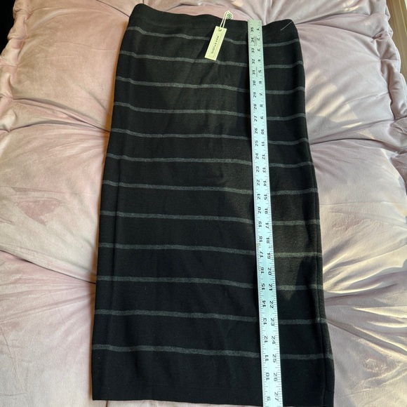 MAX SUDIO Knit Striped Midi Skirt - Picture 6 of 6